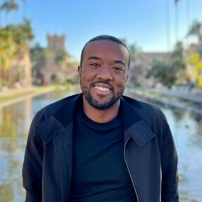 Eveart Foster Headshot